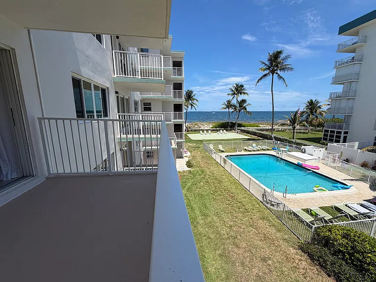 1750 S Ocean Blvd #306E — Photo 2