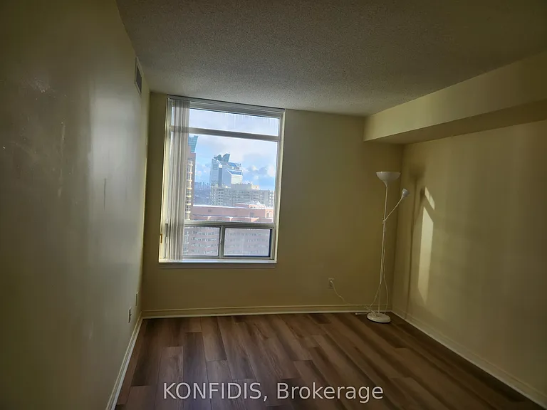 155 Beecroft Rd #2815 — Photo 8