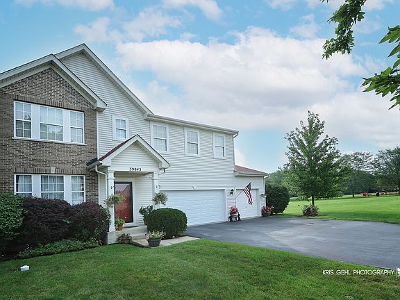 2nd image of 39843 Stoneywood Dr