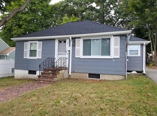 10 Macdonald St, Hyde Park, MA 02136