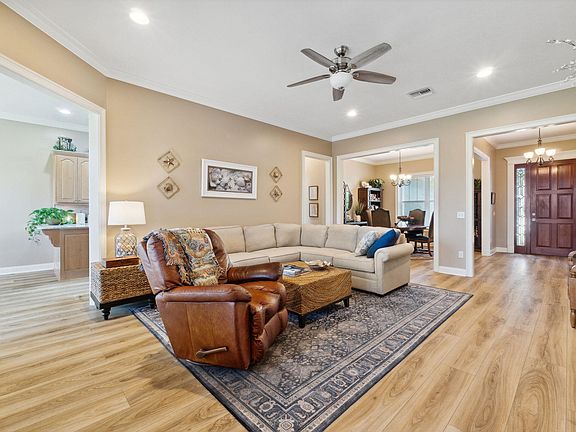 3rd image of 2522 Pelican Bay Dr
