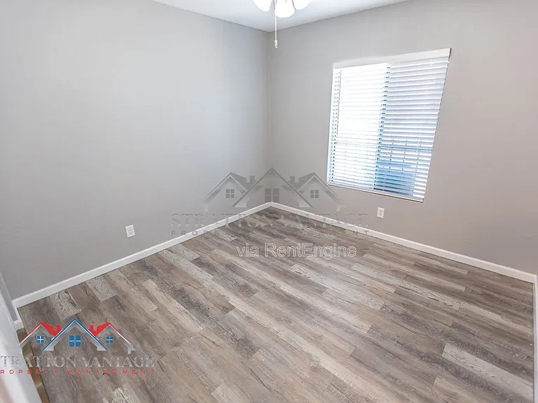 448 N Lesueur — Photo 14