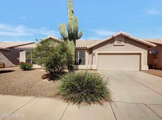 7132 W Rivulet Dr, Tucson, AZ 85743