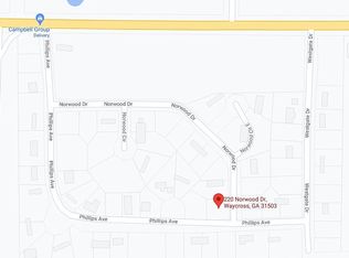 220 Norwood Dr, Waycross, GA 31503