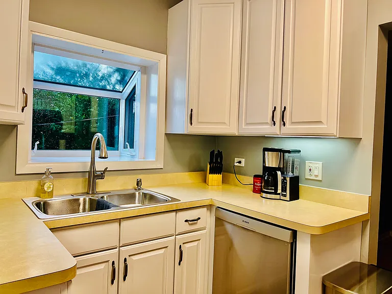 408 S Mitchell Ave — Photo 9