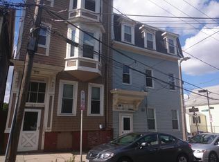 185 W 7th St #1, South Boston, MA 02127