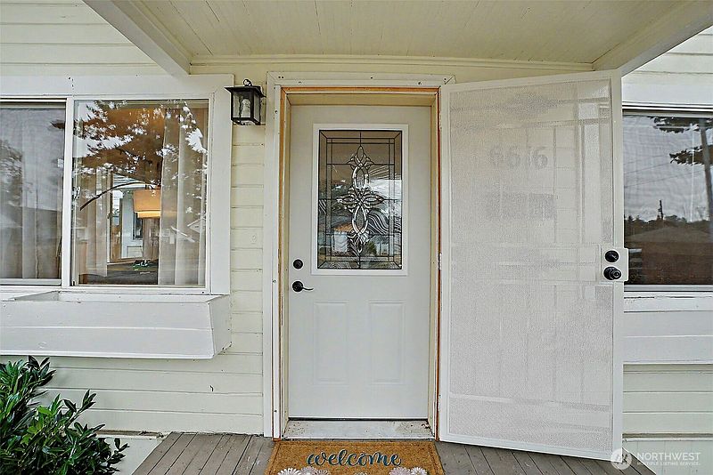 3rd image of 6616 S Oakes Street