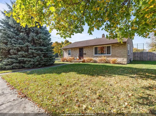 1503 Doemel St, Oshkosh, WI 54901