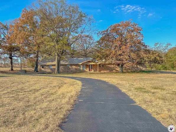 5082 Fm 44 W, De Kalb, TX 75559