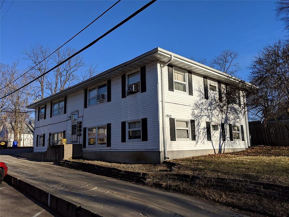 2nd image of 1912 A Ave Ne