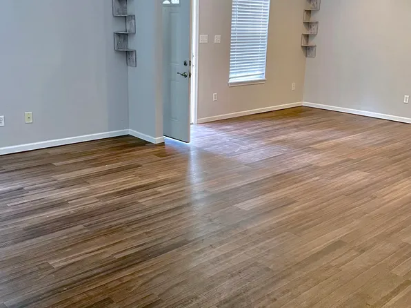 10555 Butler Cir, Rolla, MO 65401