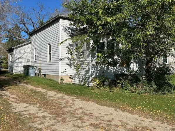 1429 1st Ave NE, Glenwood, MN 56334