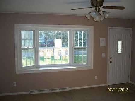 3rd image of 54 Greenway Dr