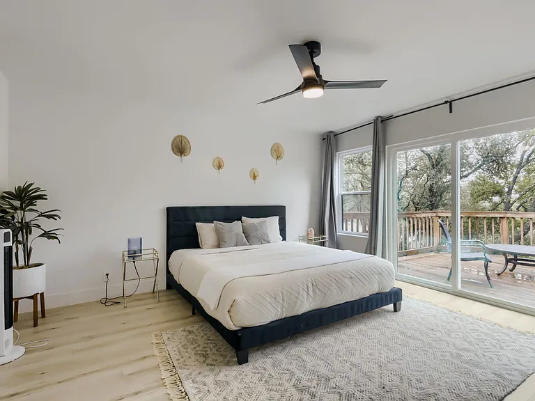 9403 Mystic Oaks Trl — Photo 18