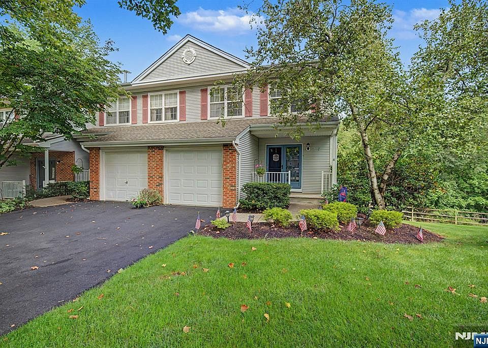 1st image of 42 Hickory Way #4004