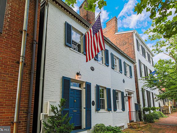 2nd image of 502 Cameron St