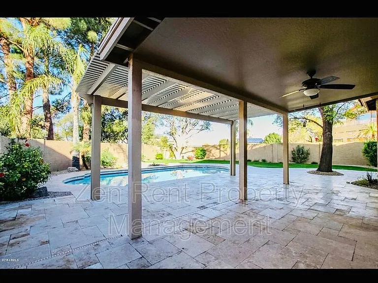 426 S Burk St — Photo 30