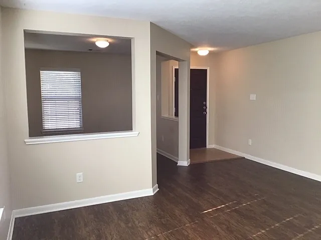 16215 Ranchland Ln — Photo 9