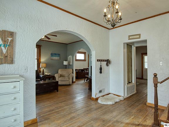 5th image of 3505 Burt St
