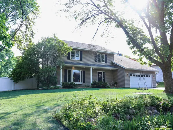 9461 Wentlock Rd, Woodbury, MN 55125