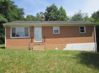 16516 Rockford School Rd, Hurt, VA 24563