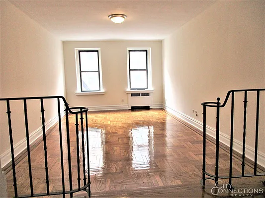 Rented by City Connections Realty | media 15