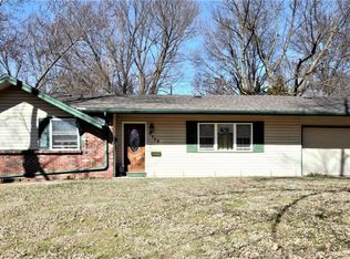 2117 Newport Rd, Saint Joseph, MO 64505