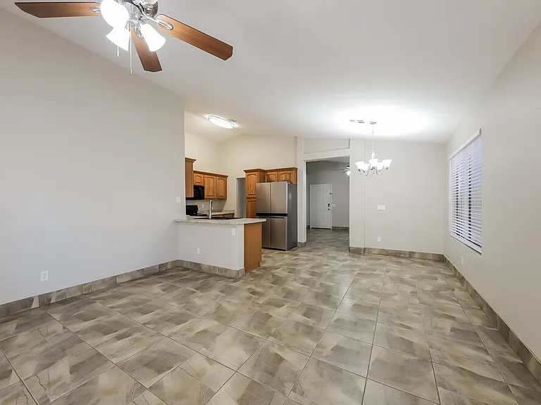 8560 W Eva St — Photo 9