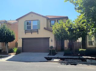1552 N Sanders Ave, Clovis, CA 93619