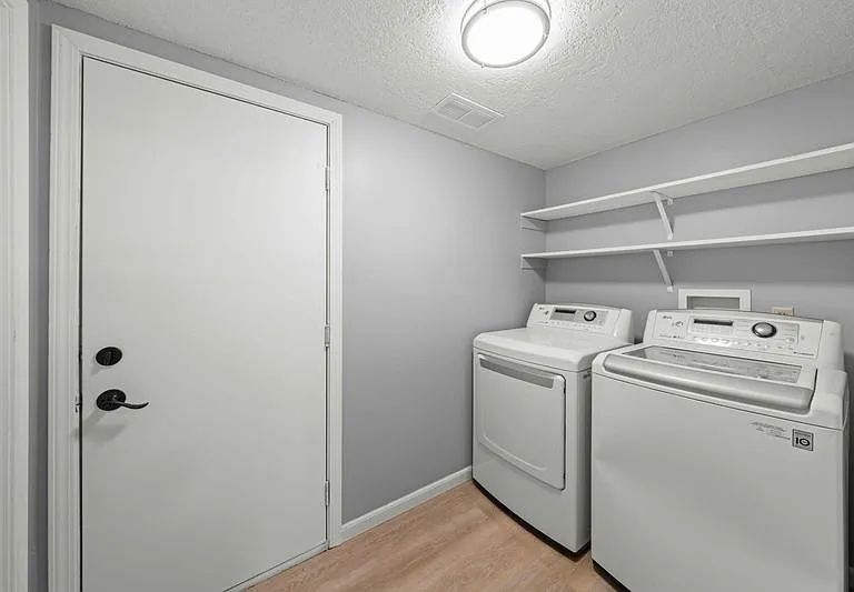 14319 Embry Path — Photo 12