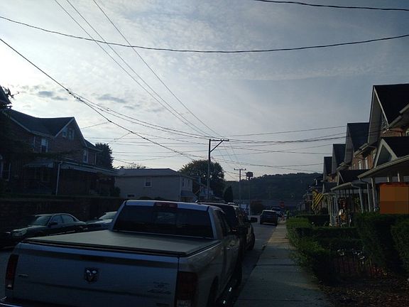 4th image of 24 W 5th Ave