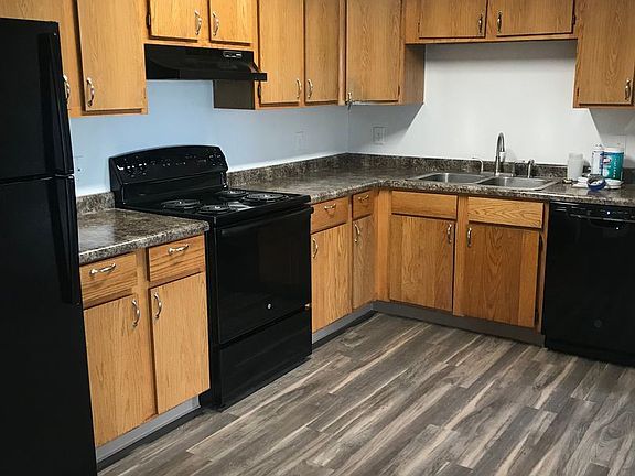 2nd image of 2400 N 8th St #11009177