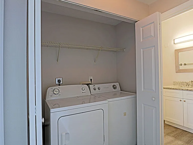 11480 Villa Grand #123 — Photo 16