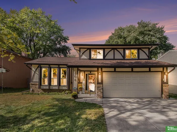 904 Kountze Memorial Dr, Bellevue, NE 68005