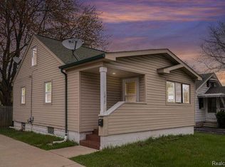1217 E Thirteen Mile Rd, Royal Oak, MI 48073