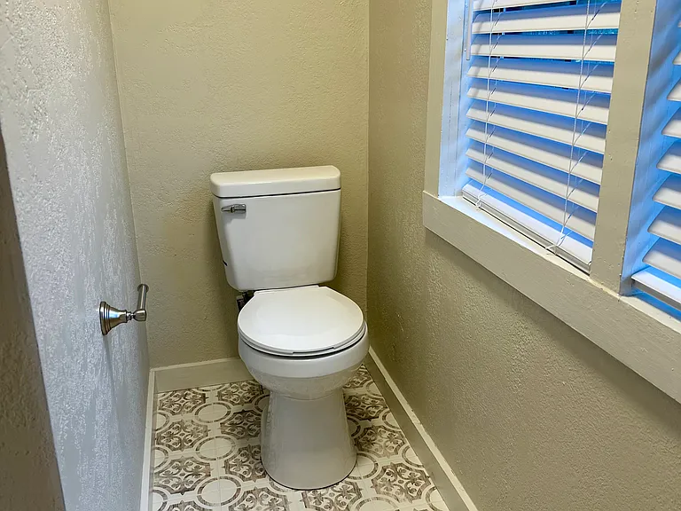 606 Miller Ave — Photo 23