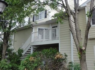 86 Wentworth Rd, Bedminster, NJ 07921