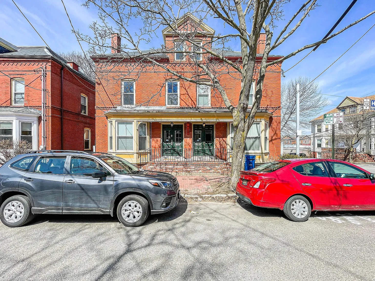 2 bed, 850 sqft, $2,800 — Photo 1