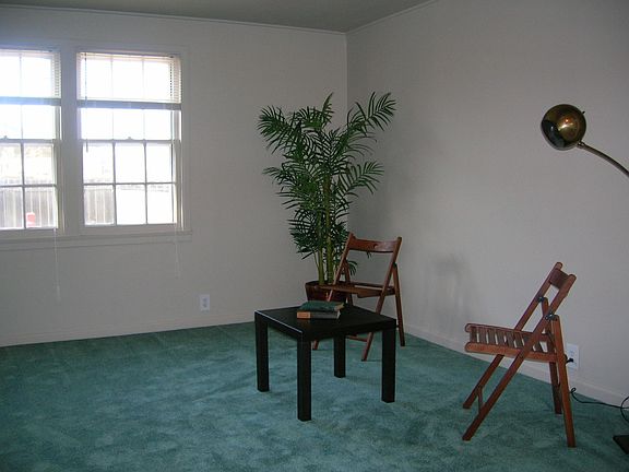 4th image of 64 Baldwin St