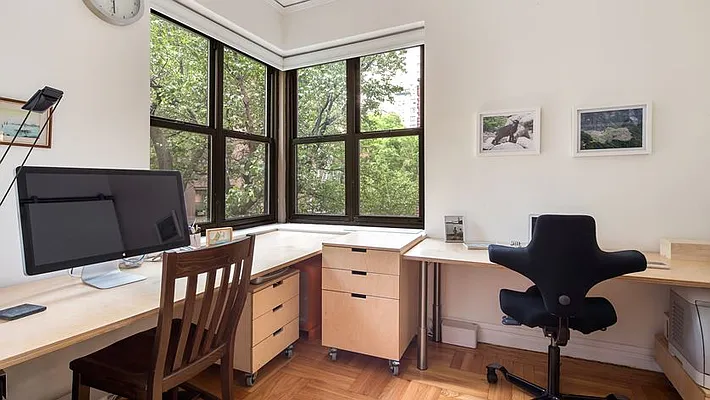 Sold by Park Property Advisors | media 23