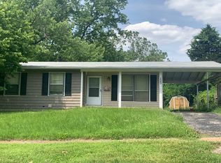 1563 Ville Patricia Ct, Hazelwood, MO