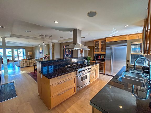 3rd image of 4460 Cape May Ave