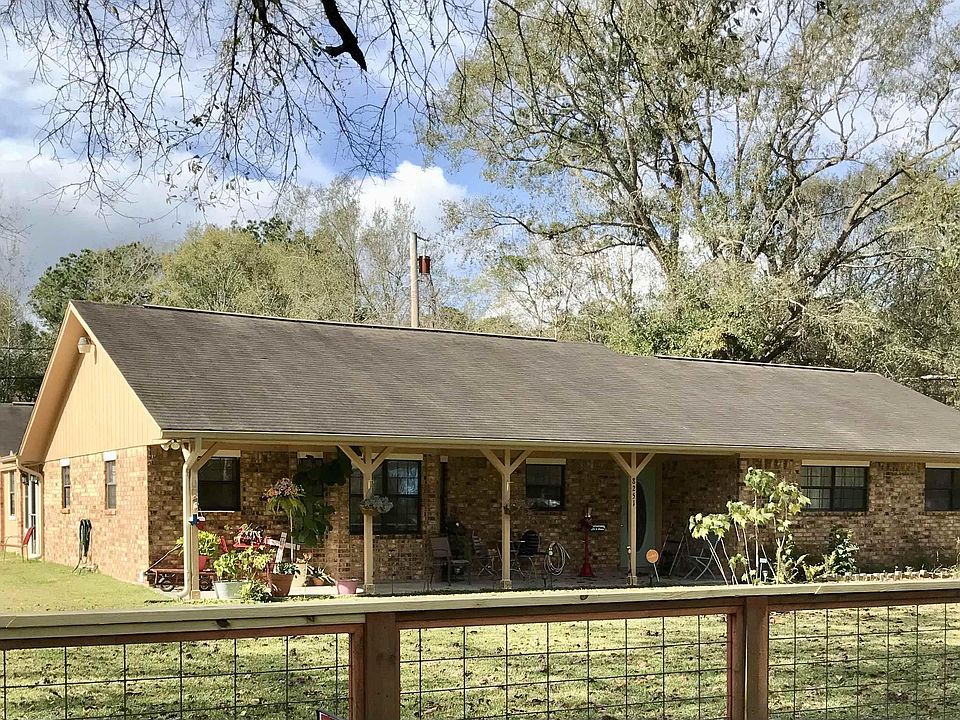 1st image of 8251 Dogwood Dr