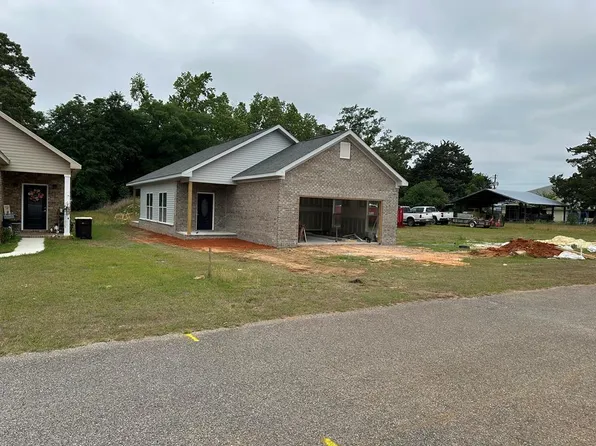 40 Central St, Dothan, AL 36303
