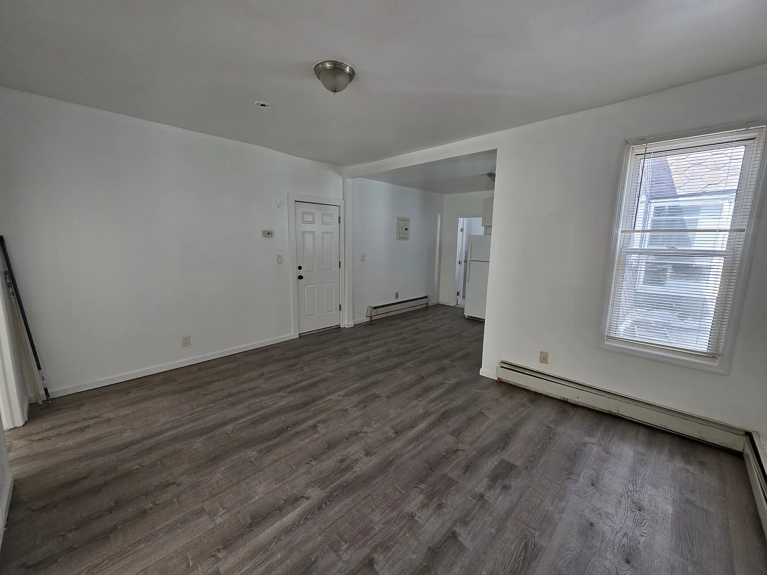 2 bed, 700 sqft, $2,795 — Photo 2