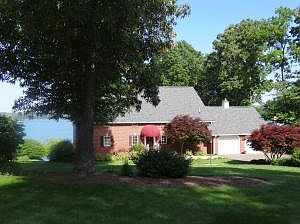 1st image of 751 Strawberry Banks Dr