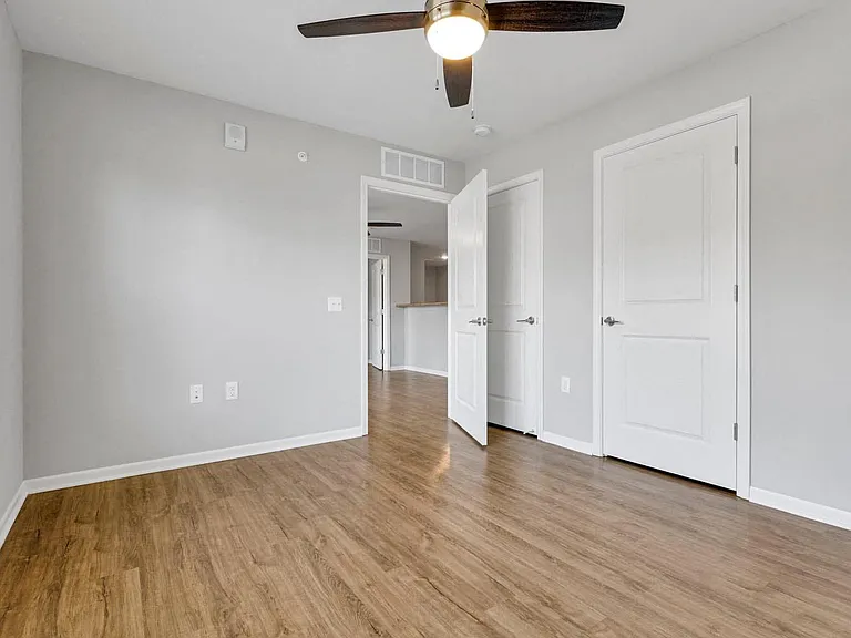 Lockbourne Greene — Photo 12