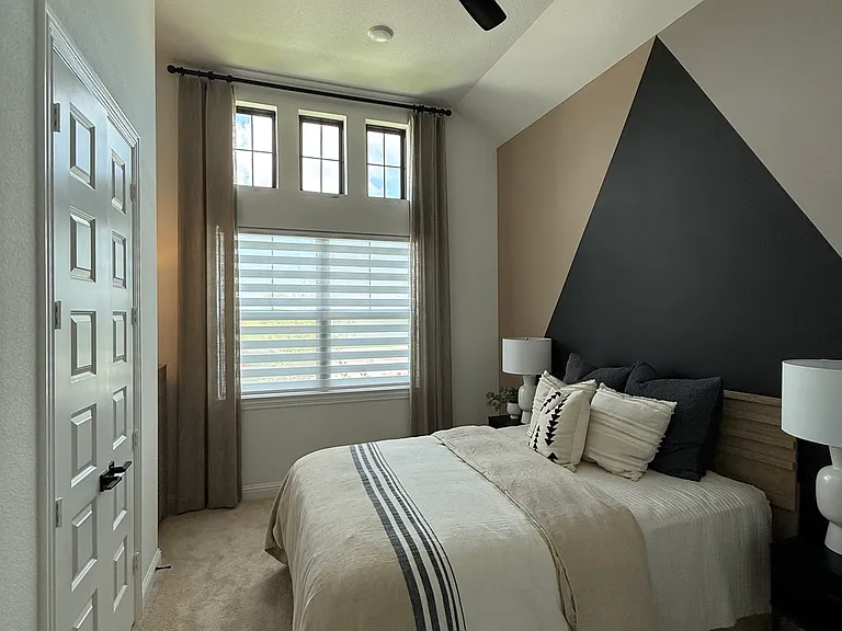 4916 Dickens Landing Dr — Photo 8