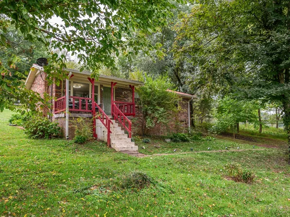 736 Club Springs Rd, Buffalo Valley, TN 38548