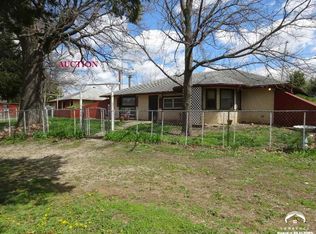 15034 Nemaha Rd, Valley Falls, KS 66088